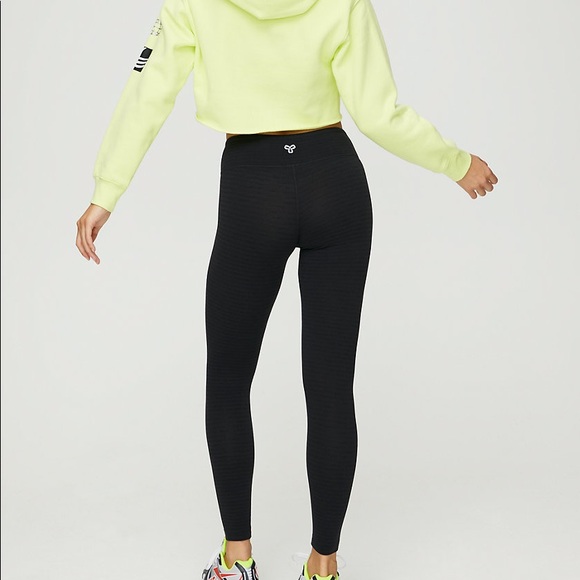Aritzia Tna The Equator Leggings 